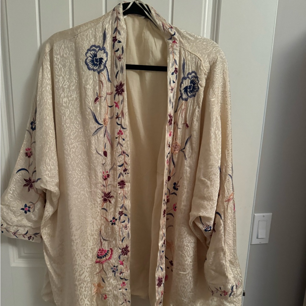 Kimono by Monsoon size XXL cream with embroidery.